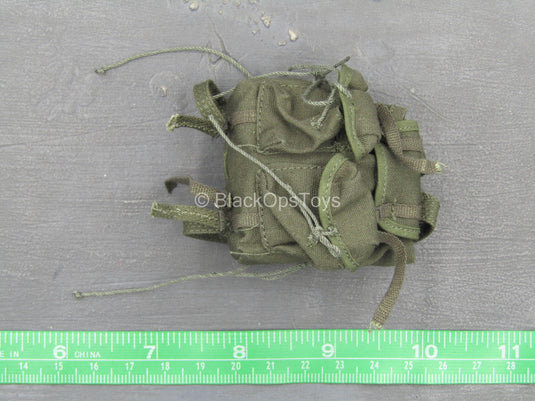 Vietnam - Viet Cong Female Soldier - Green Backpack