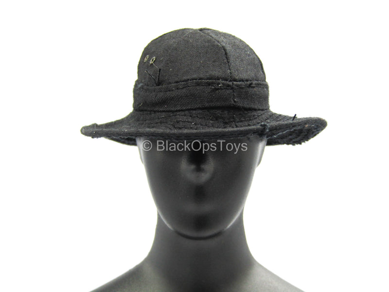 Load image into Gallery viewer, Vietnam - Viet Cong Female Soldier - Black Boonie Hat

