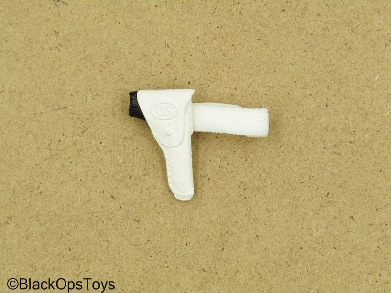 Load image into Gallery viewer, 1/12 - Revenger - 1911 Pistol In White Holster
