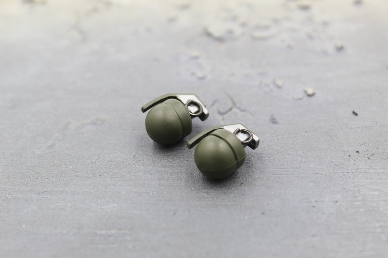 Load image into Gallery viewer, GI JOE - Snake Eyes - OD Green Frag Grenade (x2)

