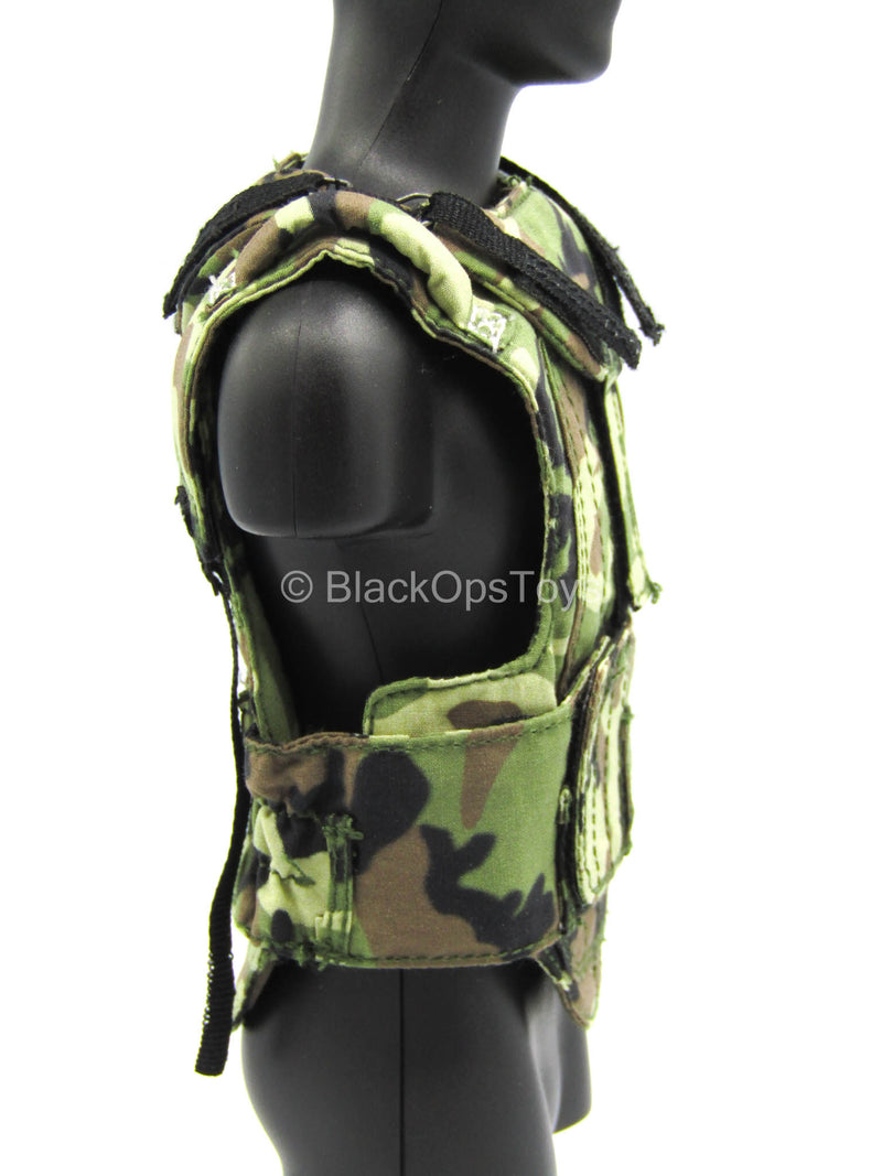 Load image into Gallery viewer, Russian Moscow TsSN FSB - Woodland Plate Carrier Vest
