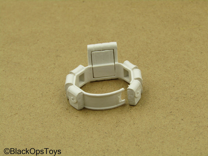 Load image into Gallery viewer, 1/12 - Revenger - White Utility Belt
