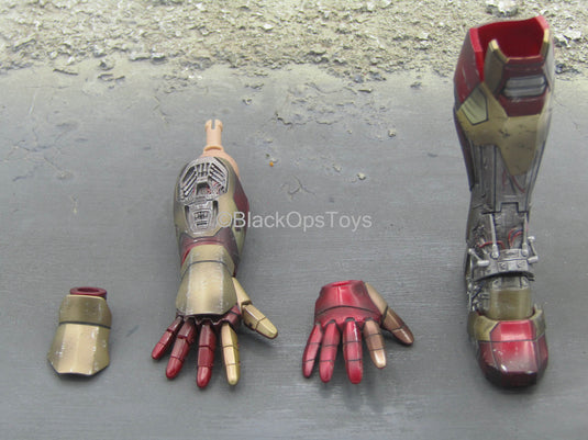 Iron Man 3 - Tony Stark - Right Arm Armor w/Left Leg Armor