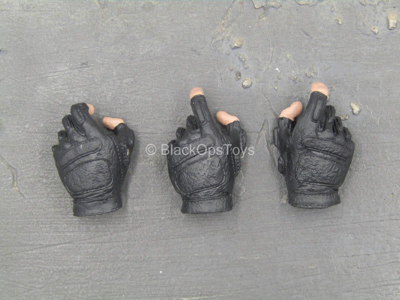 Load image into Gallery viewer, Russian Moscow TsSN FSB - Black Fingerless Gloved Hand Set

