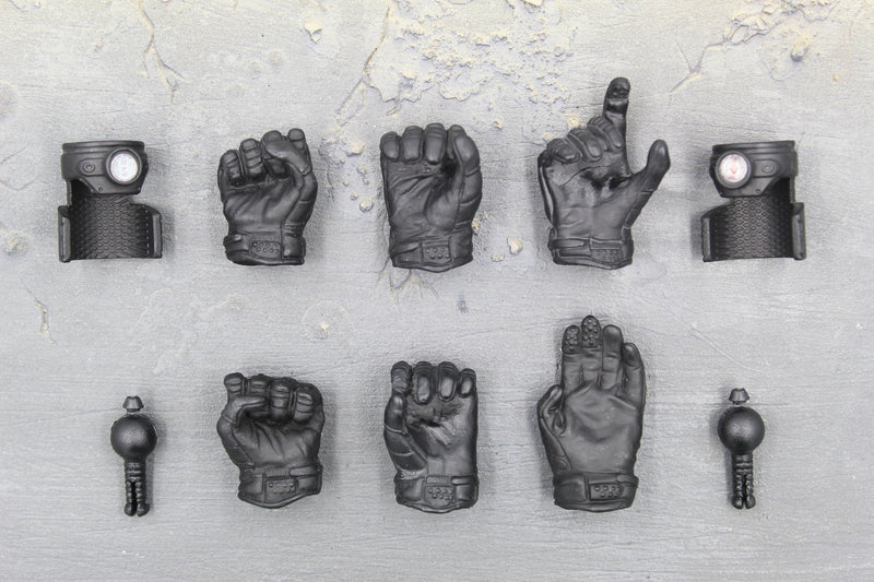 Load image into Gallery viewer, GI JOE - Snake Eyes - Gloved Hand Set
