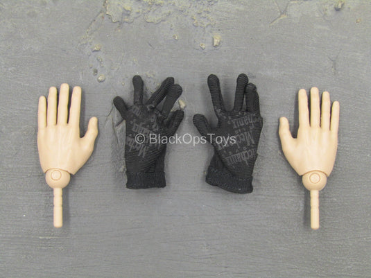 Operation Red Wings Radio Operator - Black Gloves w/Bendy Hand Set