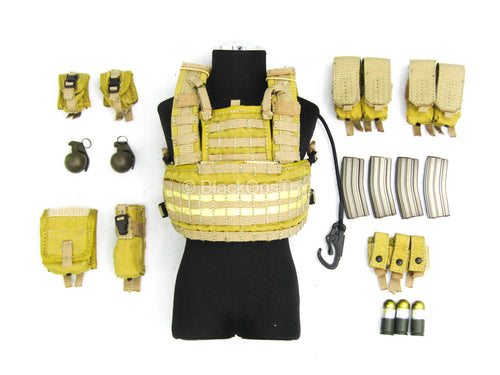 Operation Red Wings Radio Operator - Tan MOLLE Vest w/Pouch Set