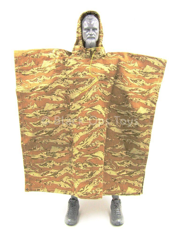 Load image into Gallery viewer, 75th Ranger Regiment - Desert Camo Poncho w/Magnets
