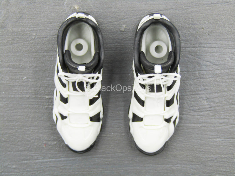 Load image into Gallery viewer, Kobe Bryant - White &amp; Black Basketball Sneakers (Peg Type)
