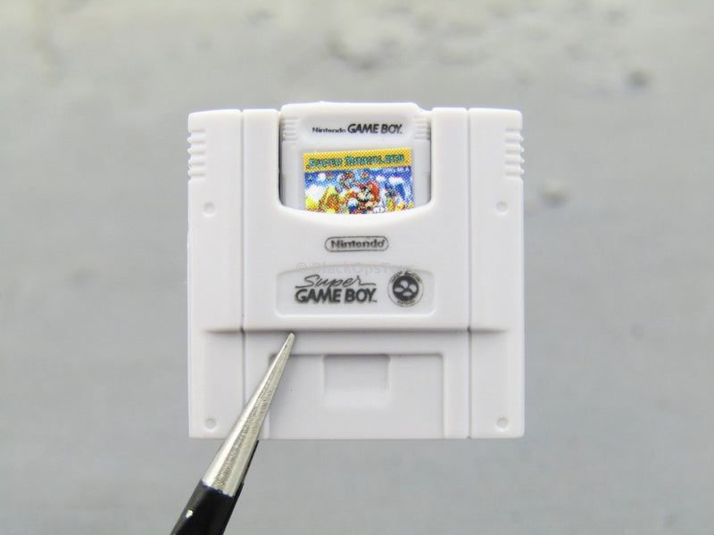 Load image into Gallery viewer, Nintendo History Collection 1/6 Scale Super Famicom Super Mario Land Cartridge Set
