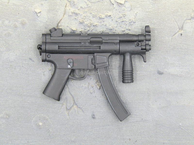 Load image into Gallery viewer, Resident Evil - Alice - HK MP-5 CQB Machine Gun
