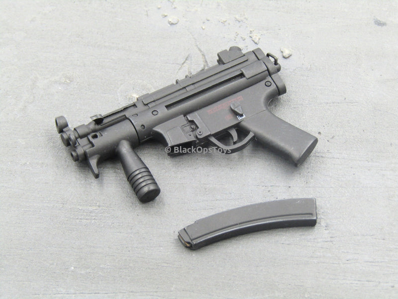 Load image into Gallery viewer, Resident Evil - Alice - HK MP-5 CQB Machine Gun
