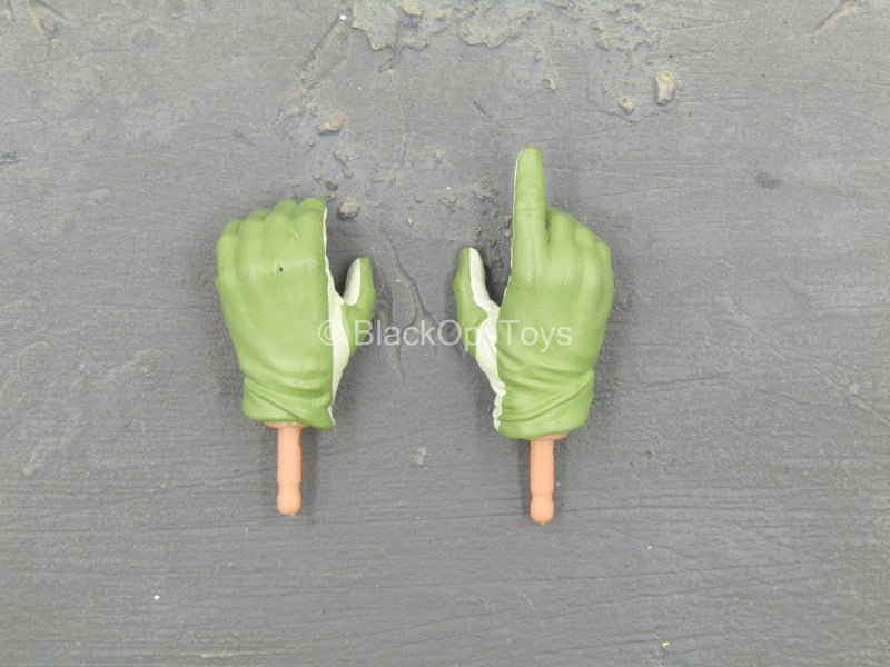 Load image into Gallery viewer, BODY - Light Green Gloved Hand Set
