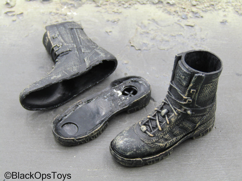 Load image into Gallery viewer, Dark Warrior - Black Weathered Boots (Foot Type READ DESC)
