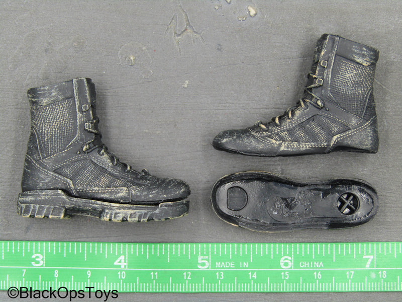 Load image into Gallery viewer, Dark Warrior - Black Weathered Boots (Foot Type READ DESC)
