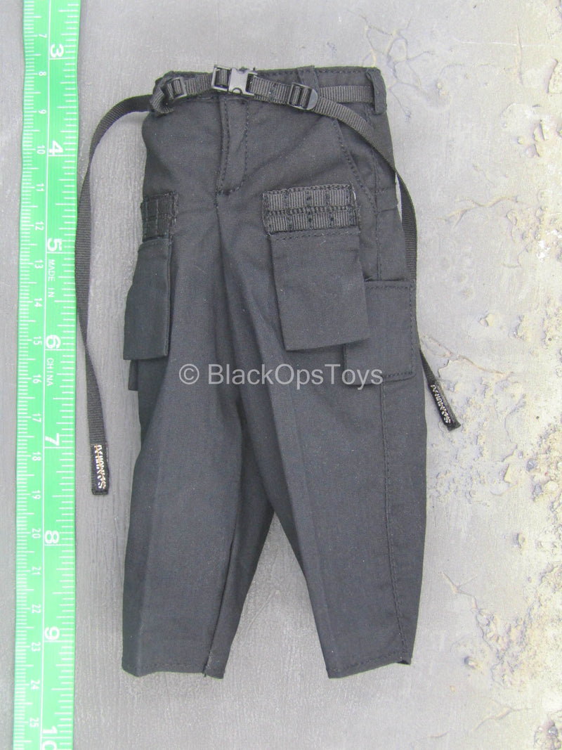 Load image into Gallery viewer, Extreme Zone Samurai Craig - Black MOLLE Short Legged Combat Pants
