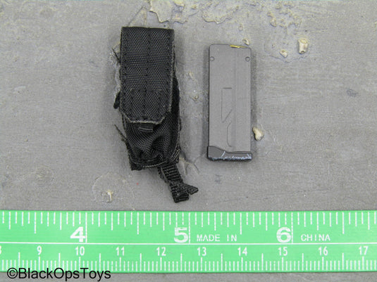 The Wandering Earth EX. - Magazine w/Black MOLLE Pouch