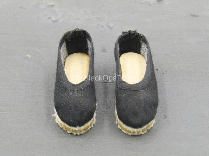 Load image into Gallery viewer, WWII - 18th Army - Medical Soldier - Slip On Shoes (Foot Type)
