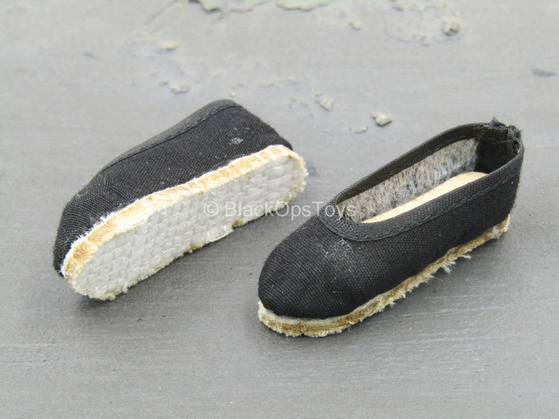 Load image into Gallery viewer, WWII - 18th Army - Medical Soldier - Slip On Shoes (Foot Type)
