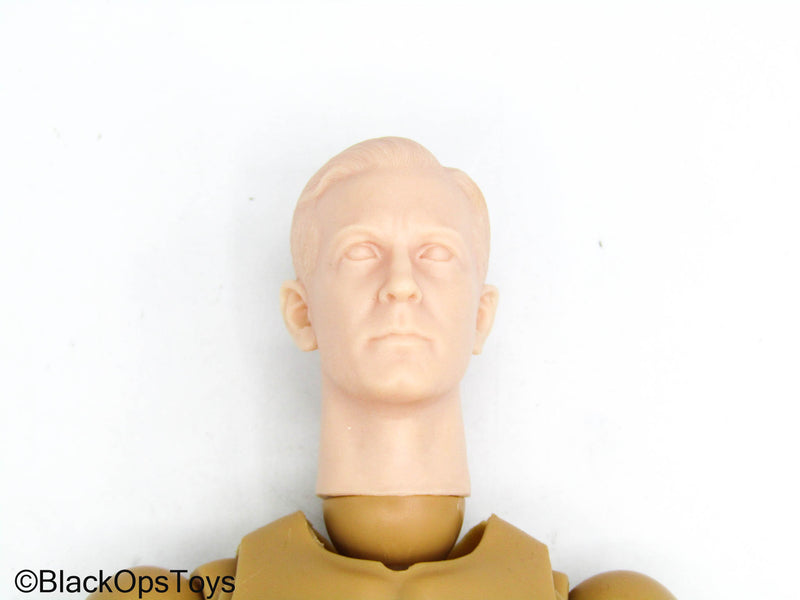 Load image into Gallery viewer, WWII - German Anti-Tank - Male Base Body w/Unpainted Head Sculpt
