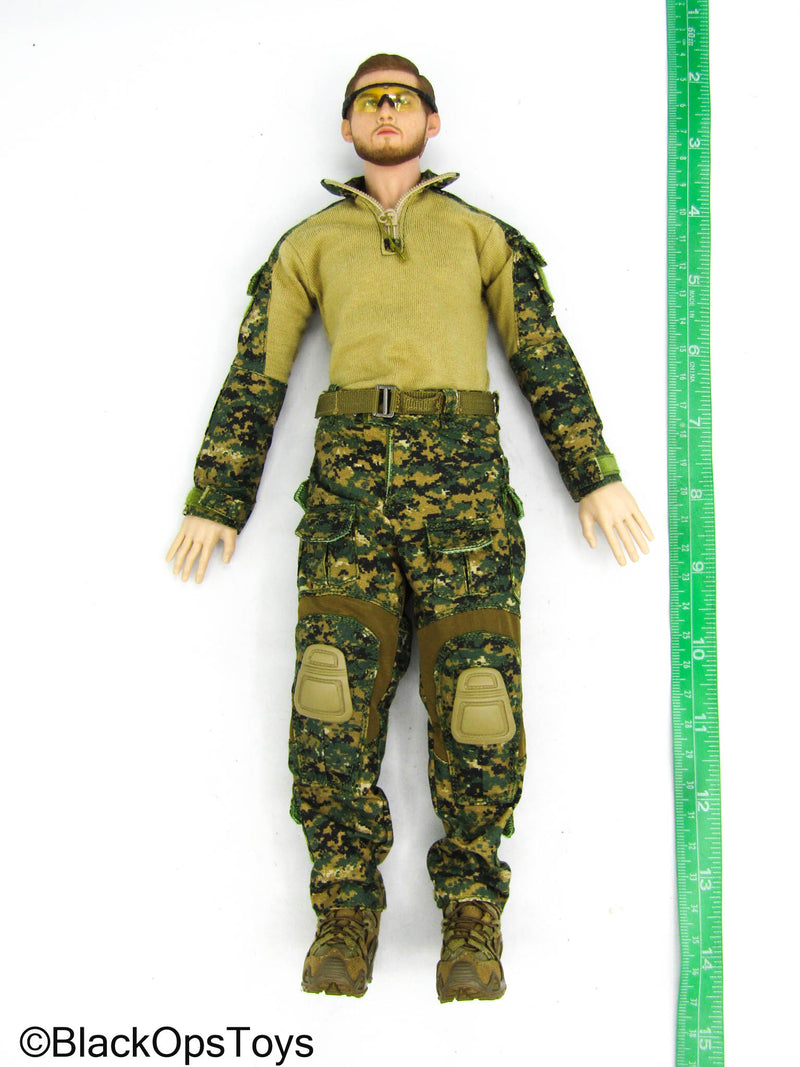 Load image into Gallery viewer, 31st Marine Expeditionary Unit - Male Dressed Body w/Woodland MARPAT Uniform
