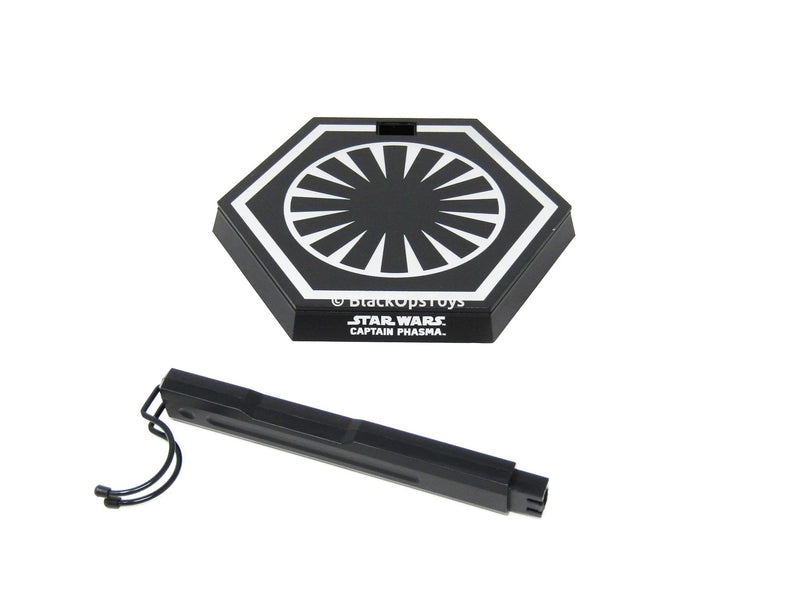 Load image into Gallery viewer, Star Wars Captain Phasma Figure Stand
