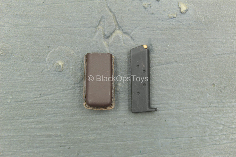 Load image into Gallery viewer, GI JOE - Joe Colton - 1911 Pistol Magazine w/Brown Holster
