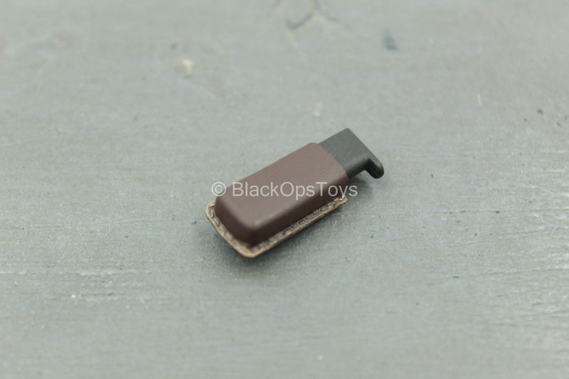 Load image into Gallery viewer, GI JOE - Joe Colton - 1911 Pistol Magazine w/Brown Holster

