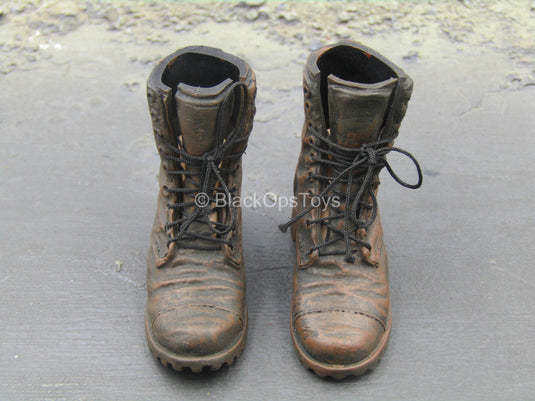 Wolf Warrior - Weathered Brown Boots (Peg Type)