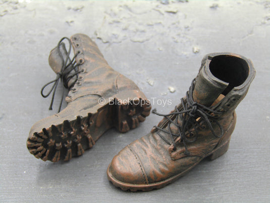 Wolf Warrior - Weathered Brown Boots (Peg Type)