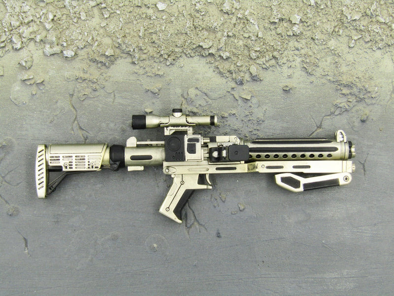 Load image into Gallery viewer, Star Wars Captain Phasma Golden Blaster Rifle w/Extended Stock
