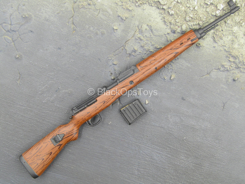Load image into Gallery viewer, WWII - Gun Collections - Gewehr 43 Rifle Type 1
