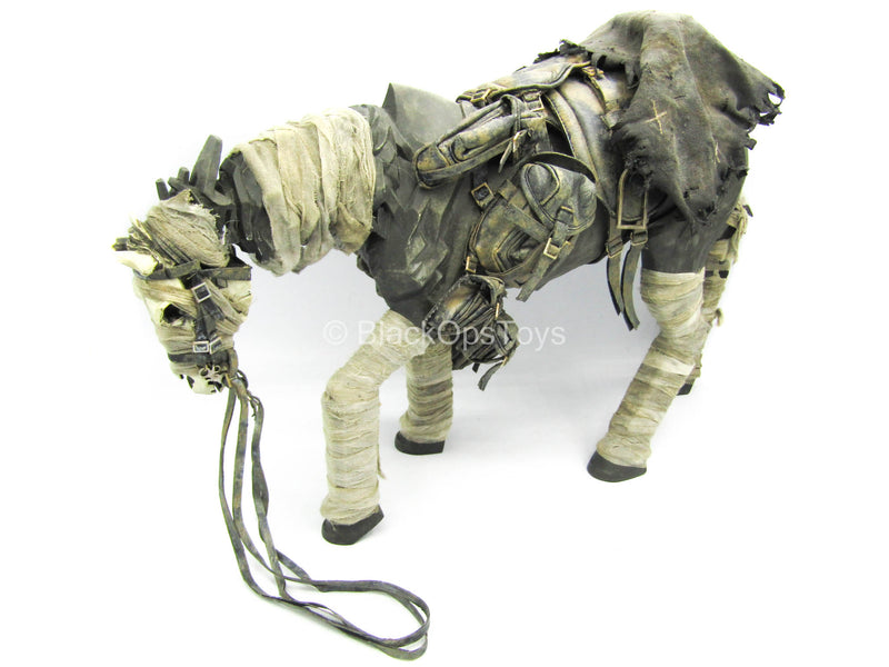 Load image into Gallery viewer, Weathered Undead Horse w/Weathered Saddle &amp; Gear Set
