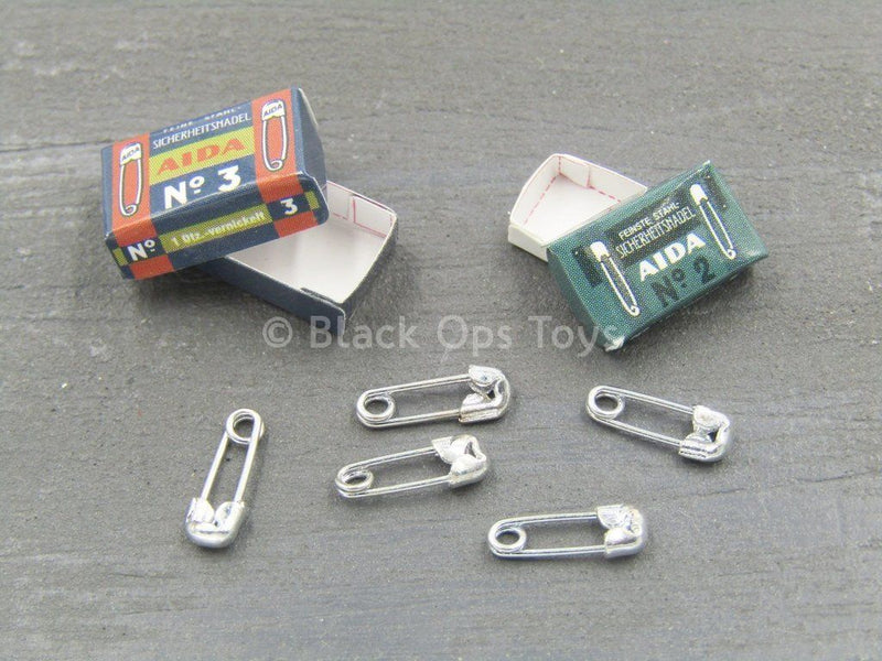 Load image into Gallery viewer, WWII - German Combat Medic Peter - Safety Pins and Boxes
