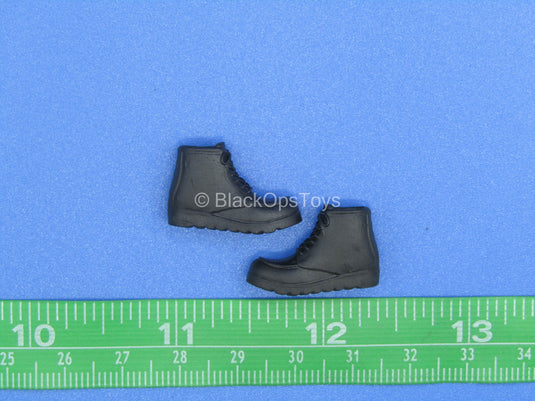 1/12 - Custom - Female Hiking Boots (Peg Type)