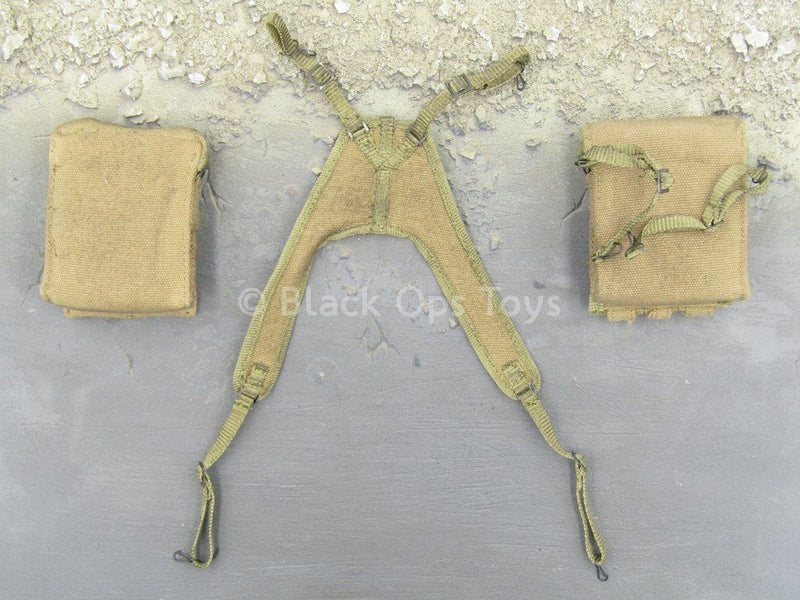 Load image into Gallery viewer, WWII - Combat Medic Dixon - Tactical Packs &amp; Harness Set

