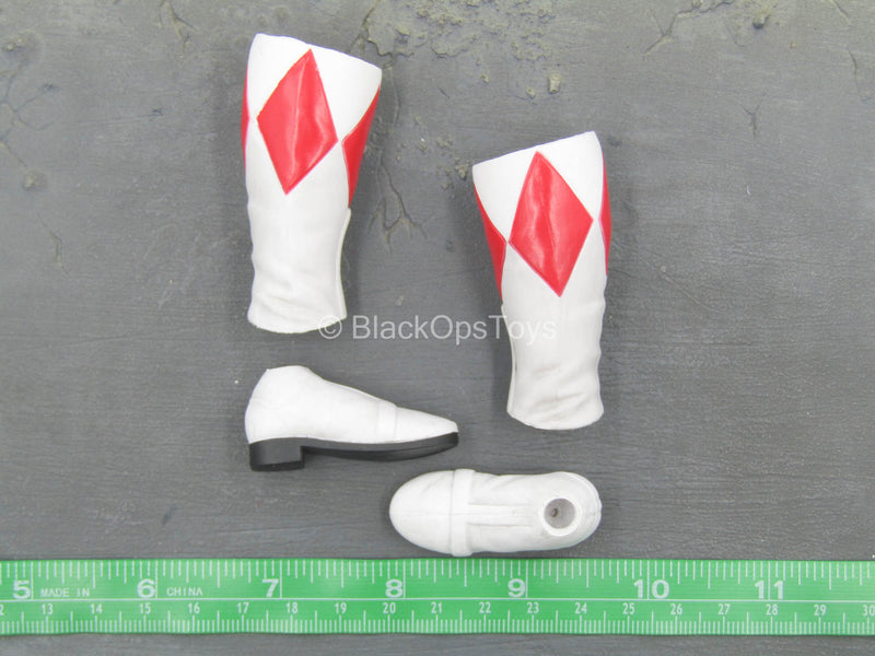 Load image into Gallery viewer, Golden Red Hero - White &amp; Red Boots (Peg Type)

