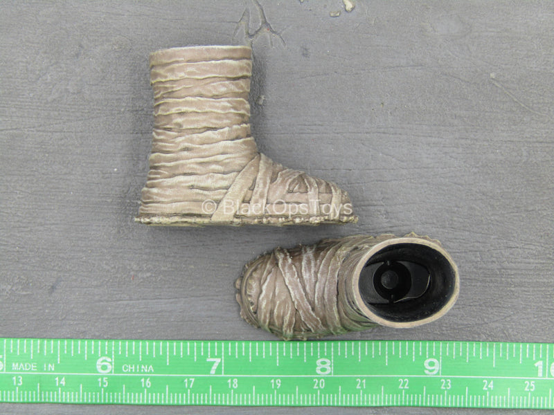 Load image into Gallery viewer, Star Wars Tusken Raider - Tan Boots (Peg Type)
