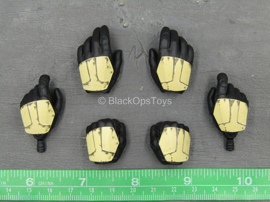 Star Wars Shoretrooper - Black & Tan Armored Gloved Hand Set