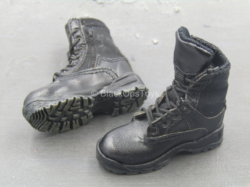 Load image into Gallery viewer, Operation Red Sea PLA Medic - Black Combat Boots (Peg Type)
