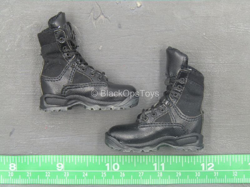 Load image into Gallery viewer, Operation Red Sea PLA Medic - Black Combat Boots (Peg Type)
