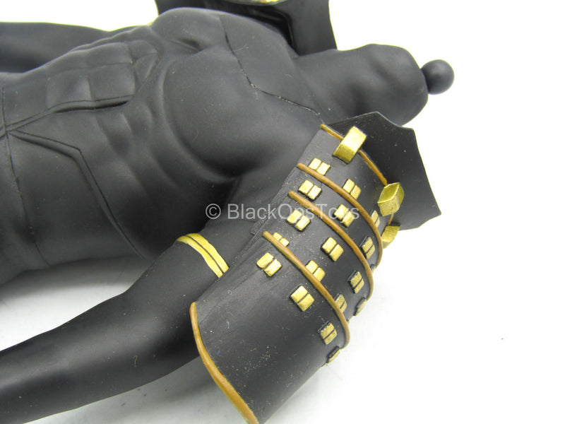 Load image into Gallery viewer, Ninja Batman - Black Male Body w/Body Suit &amp; Magnetic Armor
