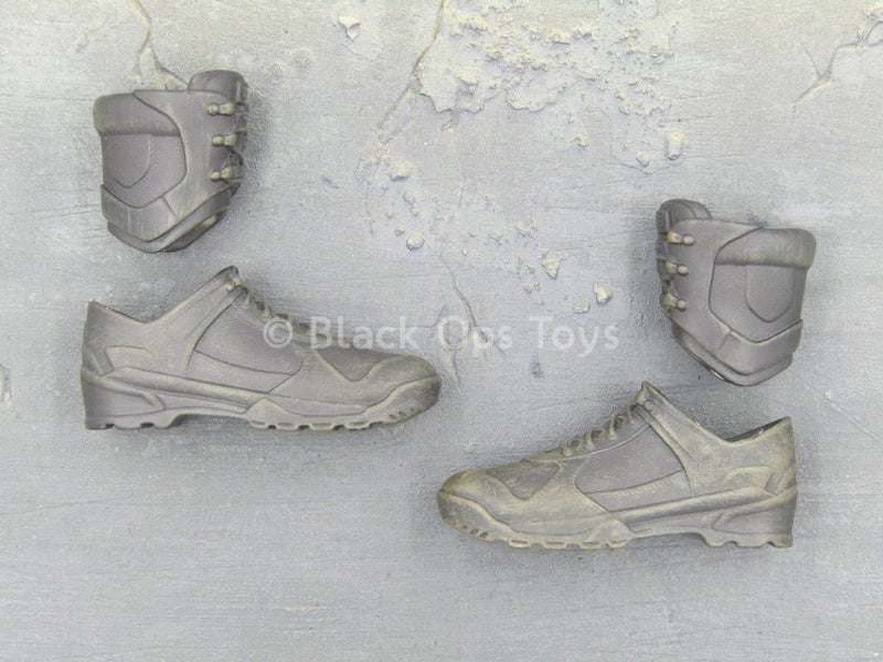 Load image into Gallery viewer, Neo Keisatsu - Brown Combat Boots (Peg Type)
