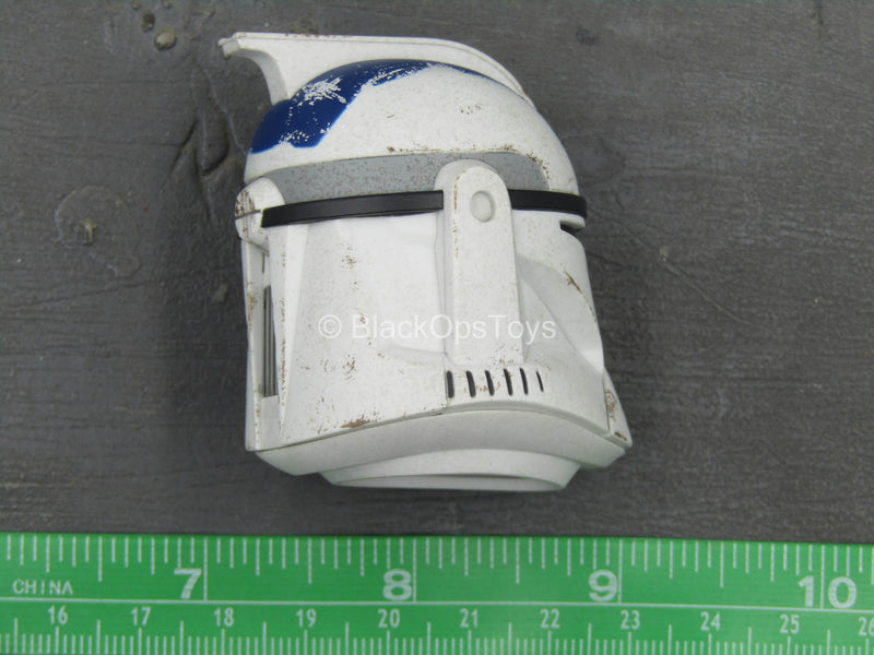 Load image into Gallery viewer, Star Wars 501st Clone Trooper - Phase 1 Helmet
