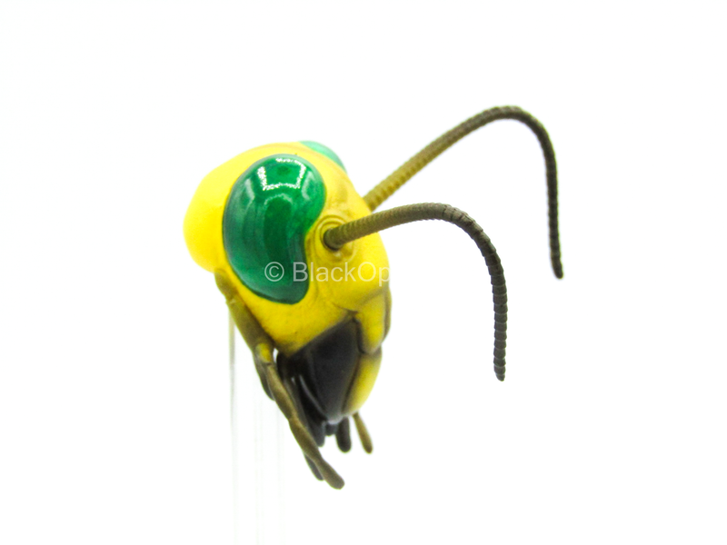 Load image into Gallery viewer, 1/12 - Golden Dragon - Gomez - Yellow Gomez Head Sculpt w/Green Eyes
