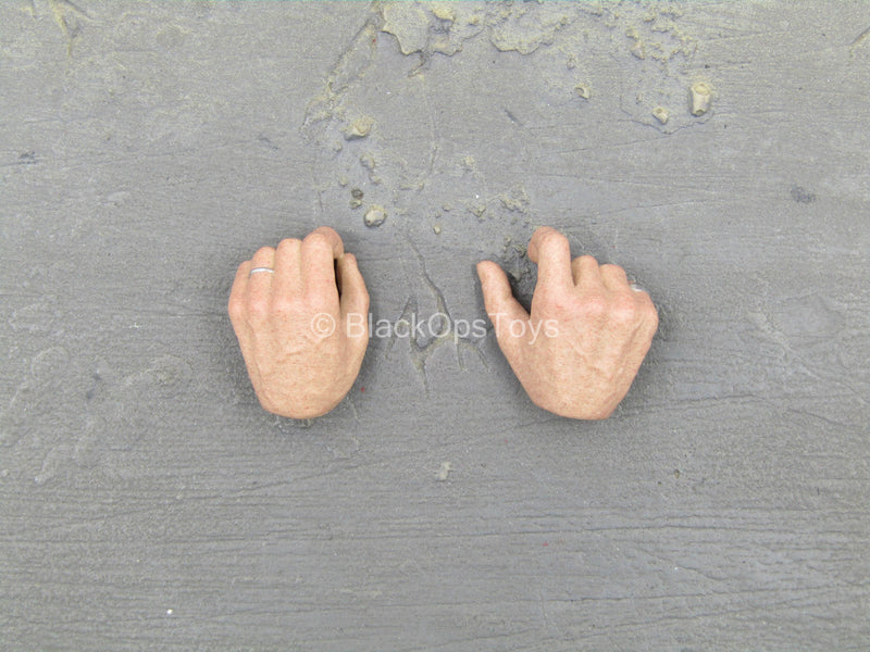 Load image into Gallery viewer, Thor Ragnarok - Intergalactic Barber - Male Hand Set Type 2
