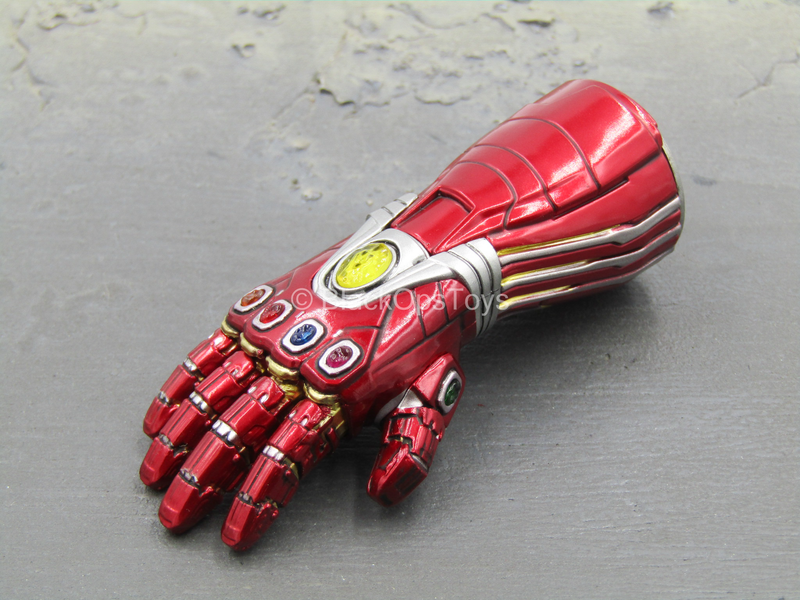 アメコミ MARVEL AVENGERS ENDGAME NANO GAUNTLET Marvel Avengers Endgame Nano Gauntlet Life Size Hot Toys
