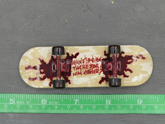 It Chapter 2 Pennywise - Skateboard