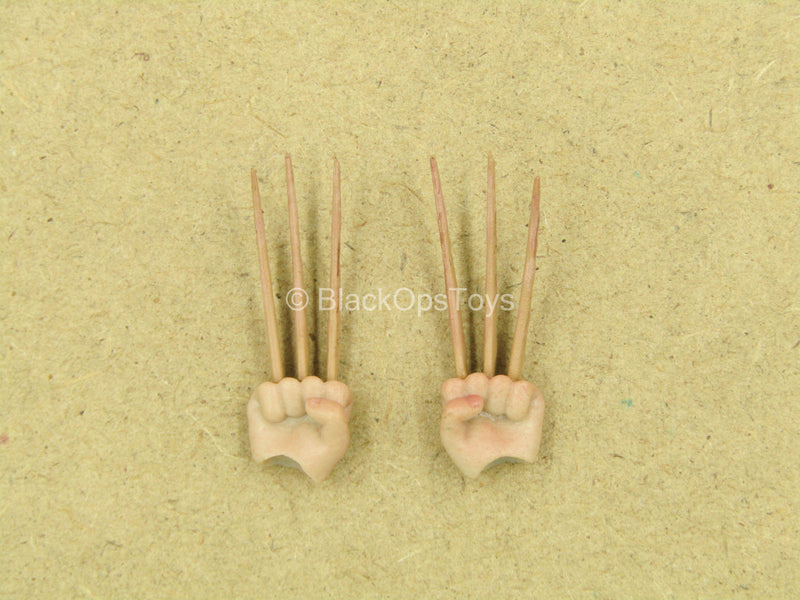 Load image into Gallery viewer, 1/12 - Wolfman - Bone Claw Hand Set
