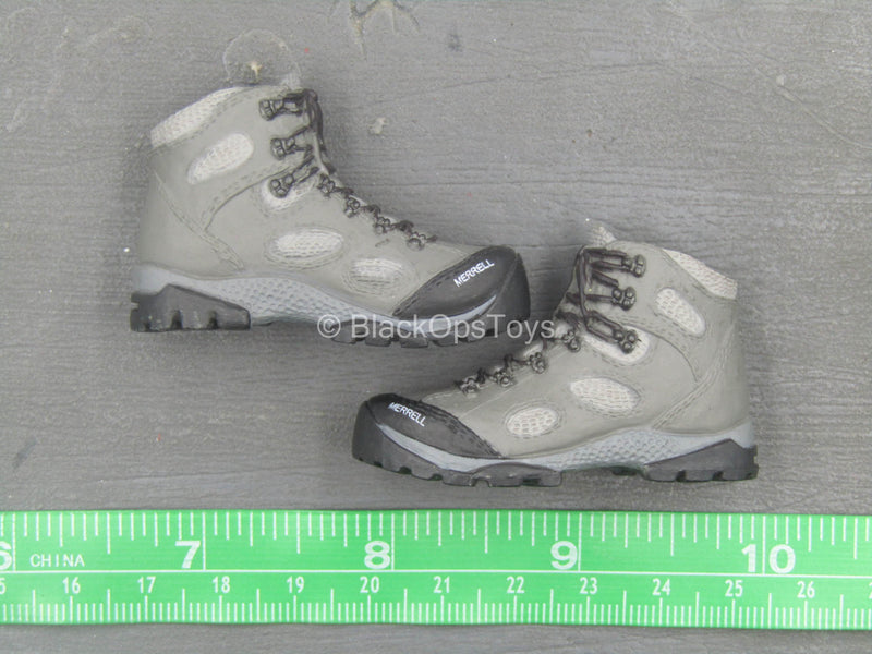 Load image into Gallery viewer, U.S. Army Green Beret ODA721 - Grey Combat Boots (Peg Type)
